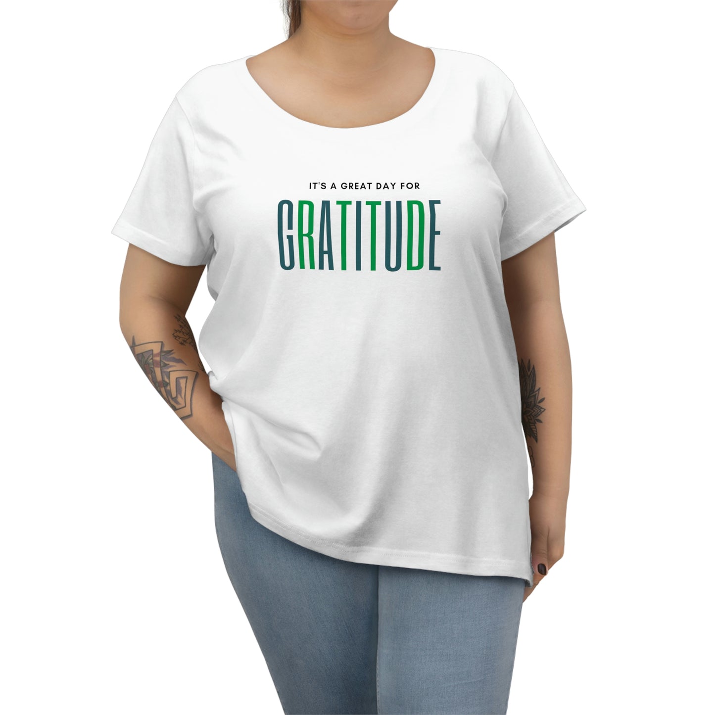 "great day for Gratitude" Women's Curvy Tee